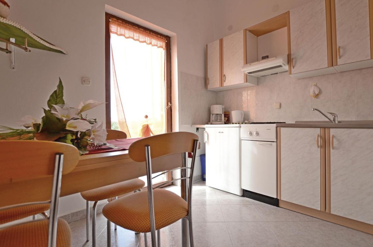 Apartments Josip Pavicini المظهر الخارجي الصورة