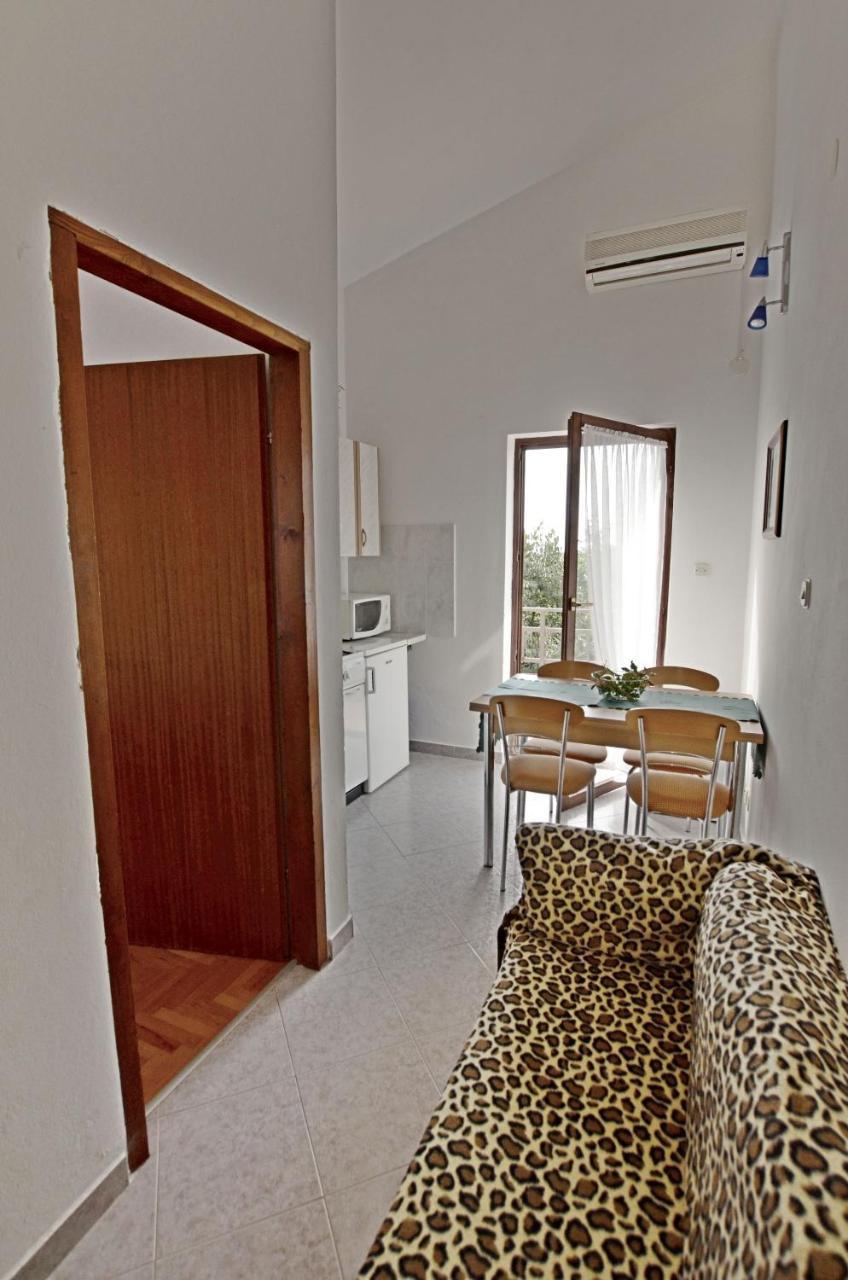 Apartments Josip Pavicini المظهر الخارجي الصورة