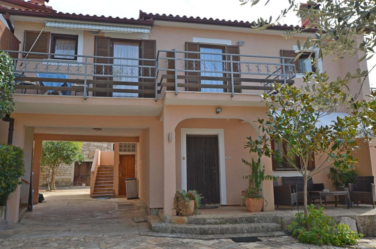 Apartments Josip Pavicini المظهر الخارجي الصورة