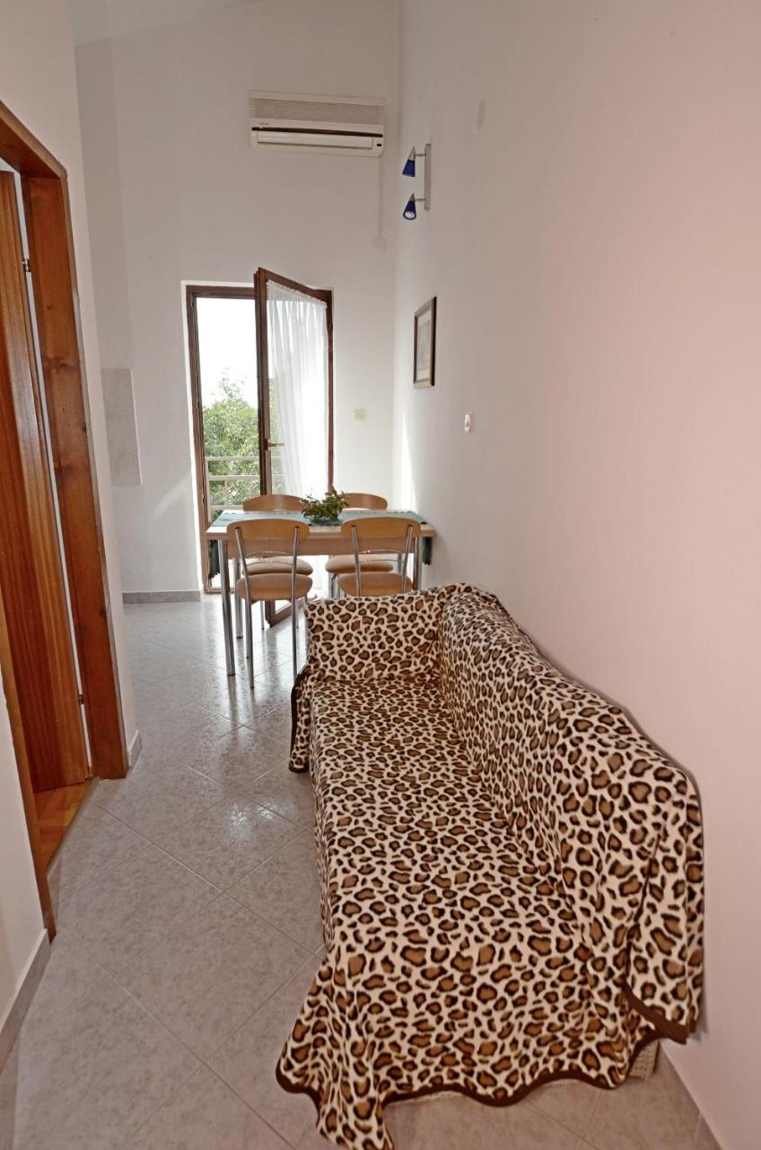 Apartments Josip Pavicini المظهر الخارجي الصورة